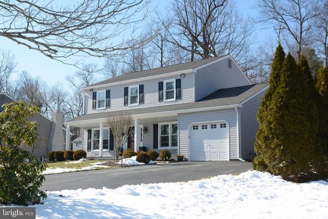 26 BOULDER DR, Sellersville, PA 18960