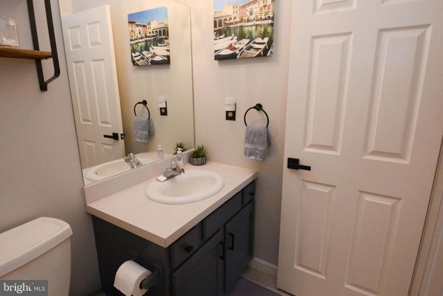 26 BOULDER DR, Sellersville, PA 18960