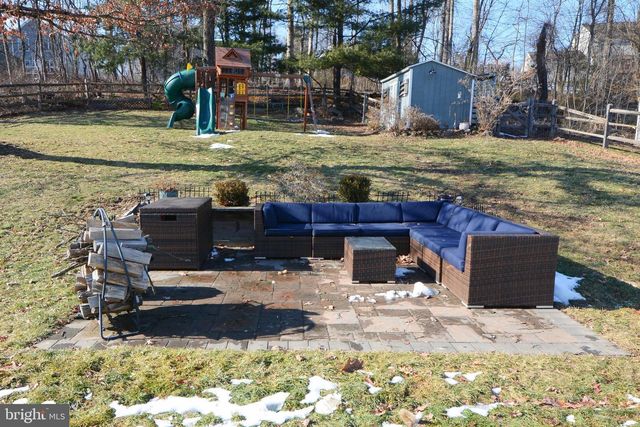 26 BOULDER DR, Sellersville, PA 18960