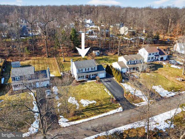 26 BOULDER DR, Sellersville, PA 18960