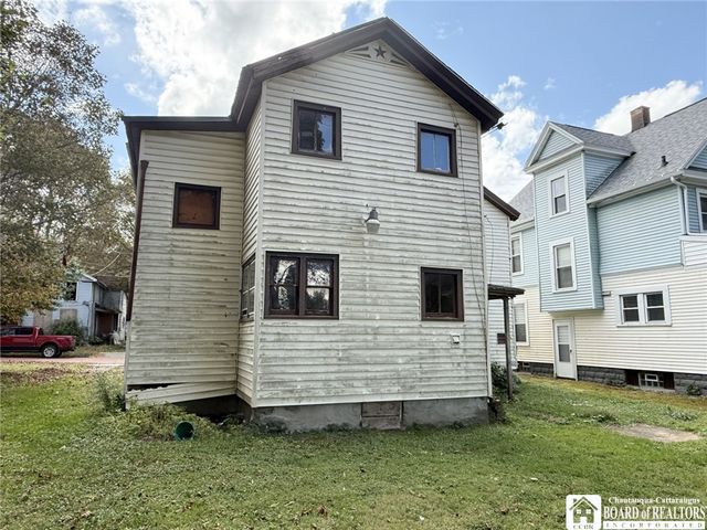 28 West 9th Street, Jamestown, NY 14701
