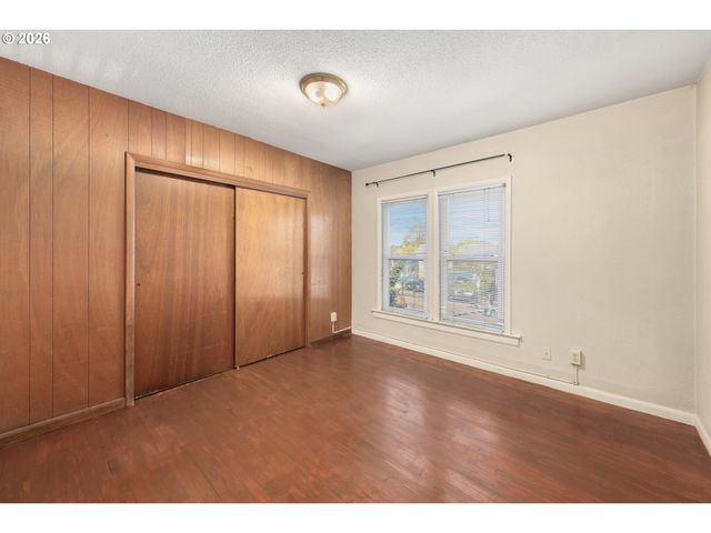4320 Se HAWTHORNE Blvd, Portland, OR 97215