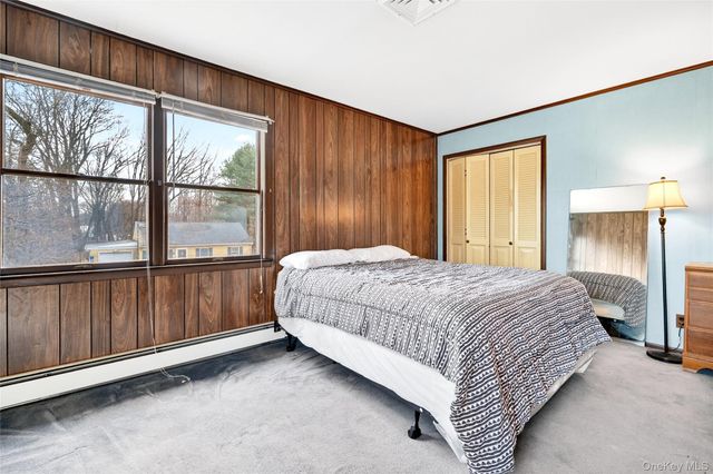 19 Indian Trail, White Plains, NY 10603