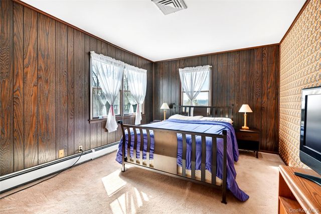 19 Indian Trail, White Plains, NY 10603