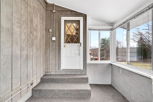 19 Indian Trail, White Plains, NY 10603