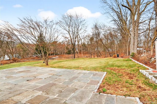 19 Indian Trail, White Plains, NY 10603