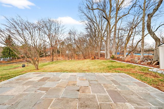 19 Indian Trail, White Plains, NY 10603