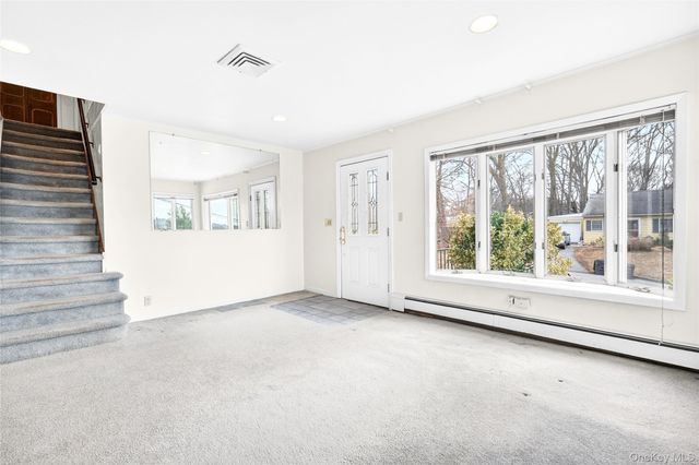 19 Indian Trail, White Plains, NY 10603