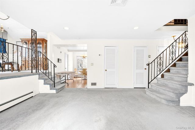 19 Indian Trail, White Plains, NY 10603