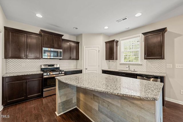 5011 Peachtree Town Lane, Knightdale, NC 27545