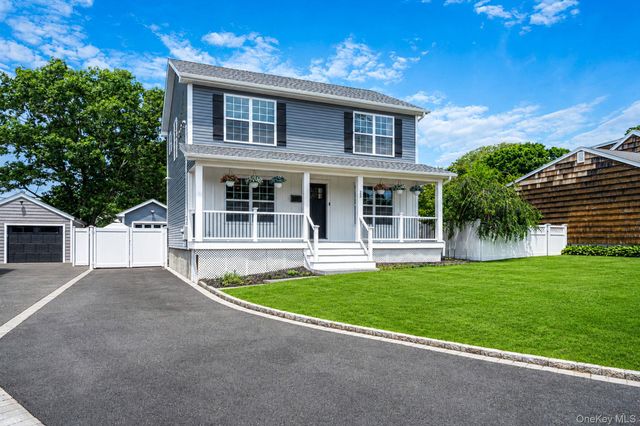 25 First Street W, Patchogue, NY 11772