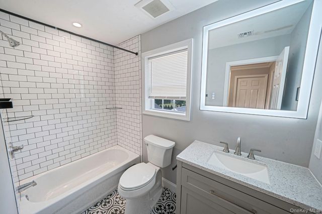 25 First Street W, Patchogue, NY 11772
