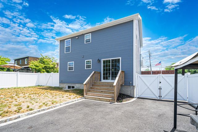 25 First Street W, Patchogue, NY 11772