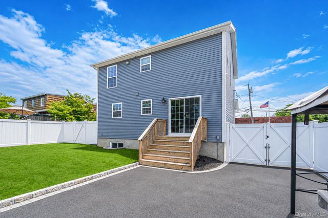 25 First Street W, Patchogue, NY 11772