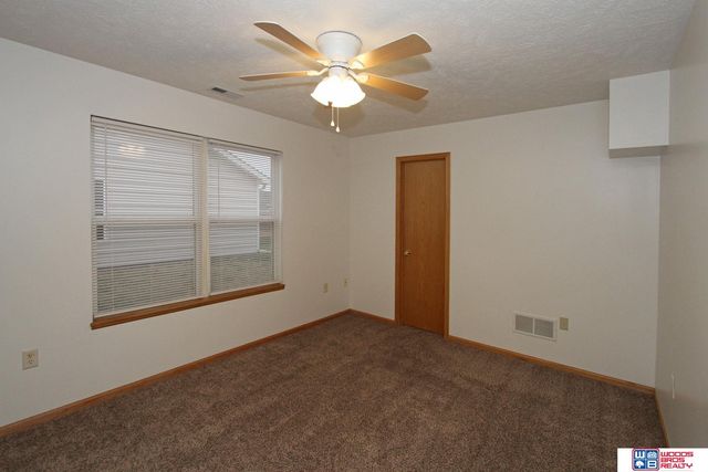 2404 Ramsey Road, Lincoln, NE 68528