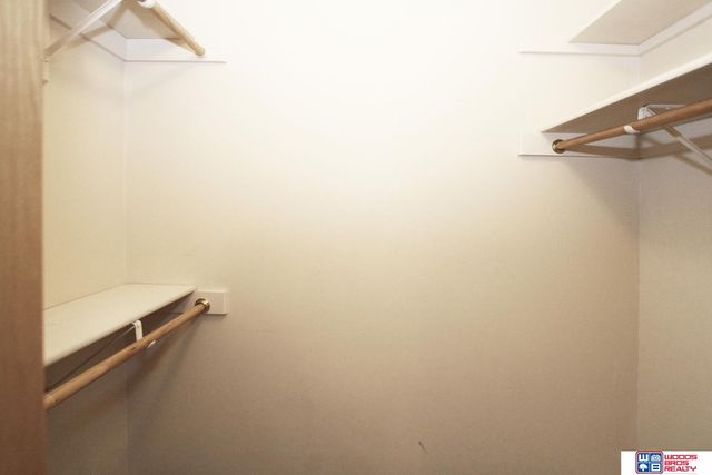 2404 Ramsey Road, Lincoln, NE 68528