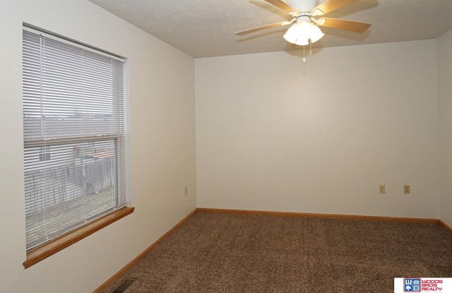 2404 Ramsey Road, Lincoln, NE 68528