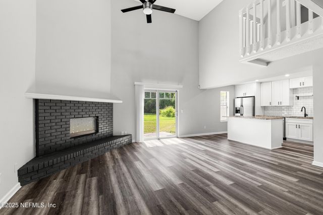 2607 SANDY HOLLOW Drive, Middleburg, FL 32068