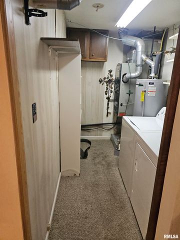 1604 SPRINGFIELD Road, East Peoria, IL 61611