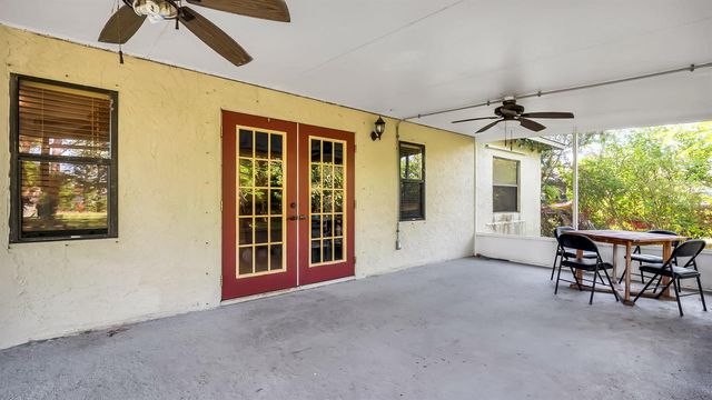 5298 2nd Road, Lake Worth, FL 33467