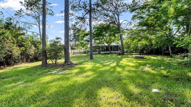 5298 2nd Road, Lake Worth, FL 33467