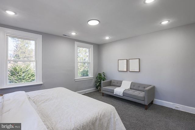 2606 QUEEN ANNE RD, Baltimore, MD 21216