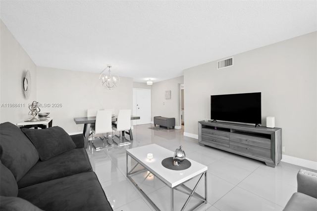 1620 S Ocean Blvd 6L, Lauderdale By The Sea, FL 33062