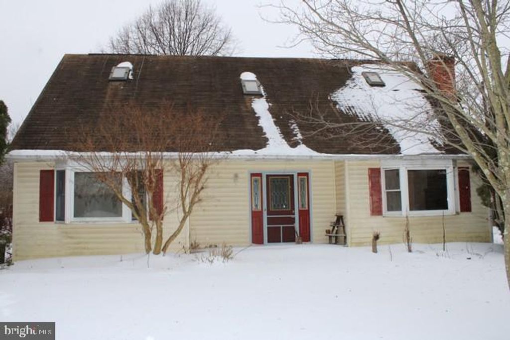 12228 BLUE MOUNTAIN AVENUE, Waynesboro, PA 17268