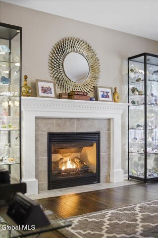 8 Cathywood Court, Clifton Park, NY 12065