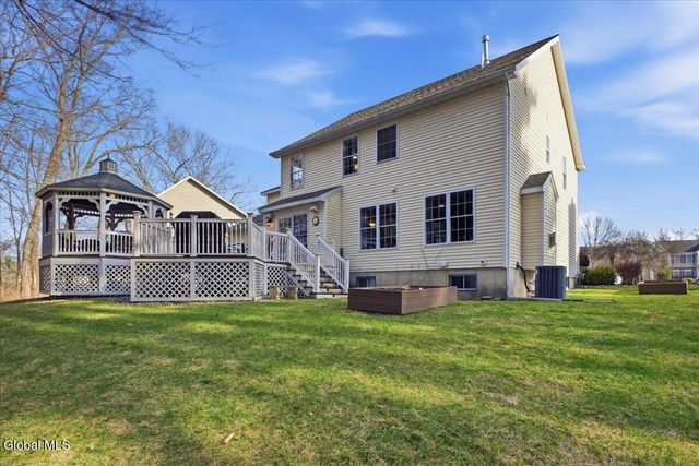 8 Cathywood Court, Clifton Park, NY 12065