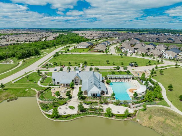 1925 Braided Mane Avenue, Aubrey, TX 76227