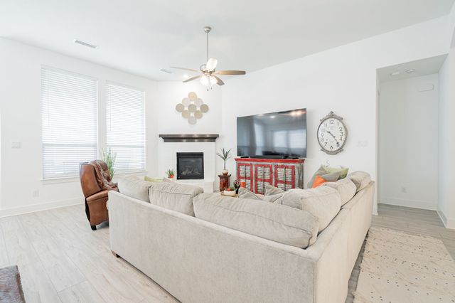 1925 Braided Mane Avenue, Aubrey, TX 76227