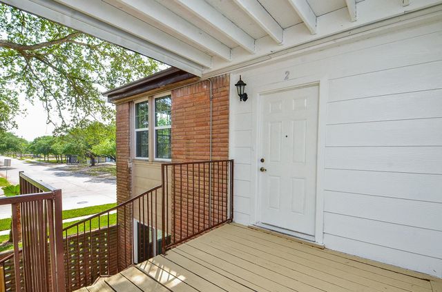 8810 Ilona Lane 2, Houston, TX 77025