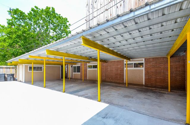 8810 Ilona Lane 2, Houston, TX 77025