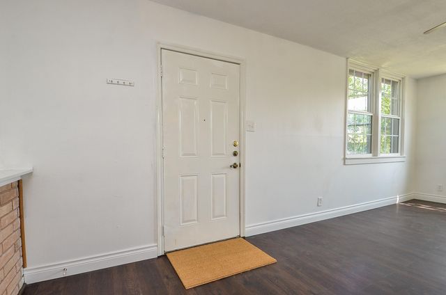 8810 Ilona Lane 2, Houston, TX 77025