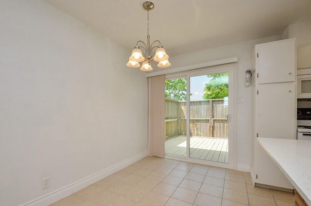 8810 Ilona Lane 2, Houston, TX 77025