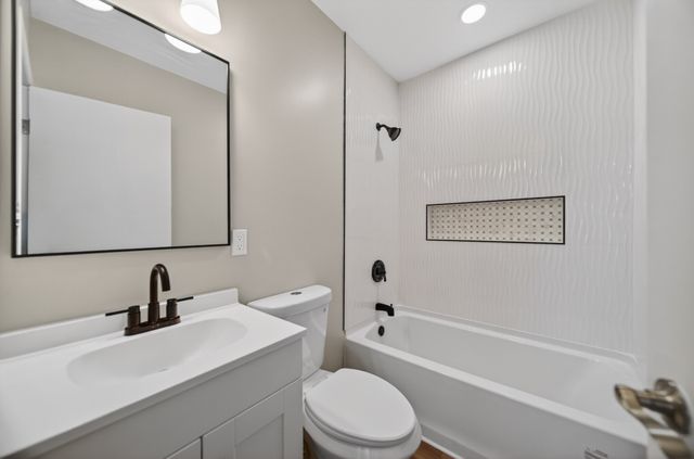 1718 W 56TH Street, Erie, PA 16509