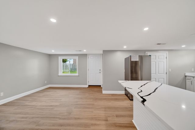 1718 W 56TH Street, Erie, PA 16509