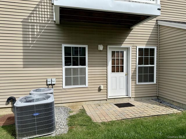 305 Egrets Landing, Carmel, NY 10512