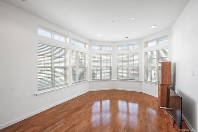 305 Egrets Landing, Carmel, NY 10512