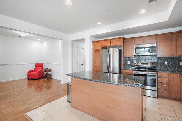 305 Egrets Landing, Carmel, NY 10512