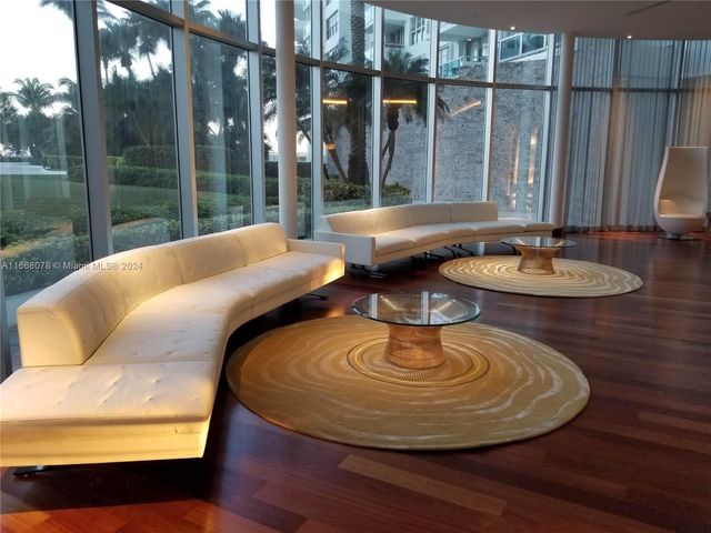 5161 Collins Ave 1715, Miami Beach, FL 33140