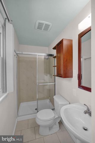 2 WILLOWWOOD CT, Douglassville, PA 19518