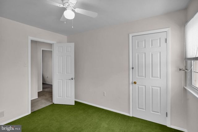 2 WILLOWWOOD CT, Douglassville, PA 19518