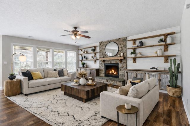 109 Rowanberry Drive, Nicholasville, KY 40356