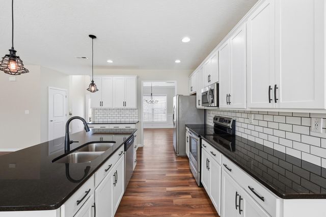 109 Rowanberry Drive, Nicholasville, KY 40356