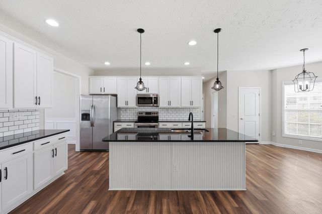 109 Rowanberry Drive, Nicholasville, KY 40356