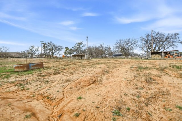 1601 Ragel, Weatherford, TX 76087