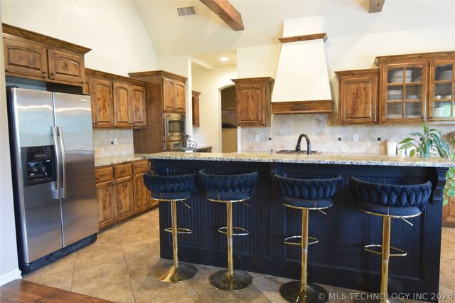 2404 E 140th Place, Jenks, OK 74008