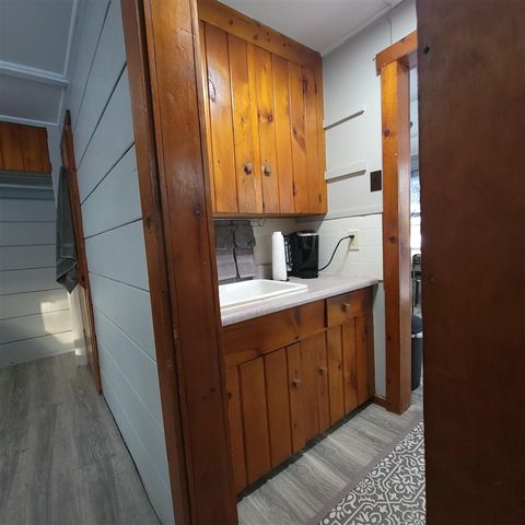 977 N Huron Street, East Tawas, MI 48730